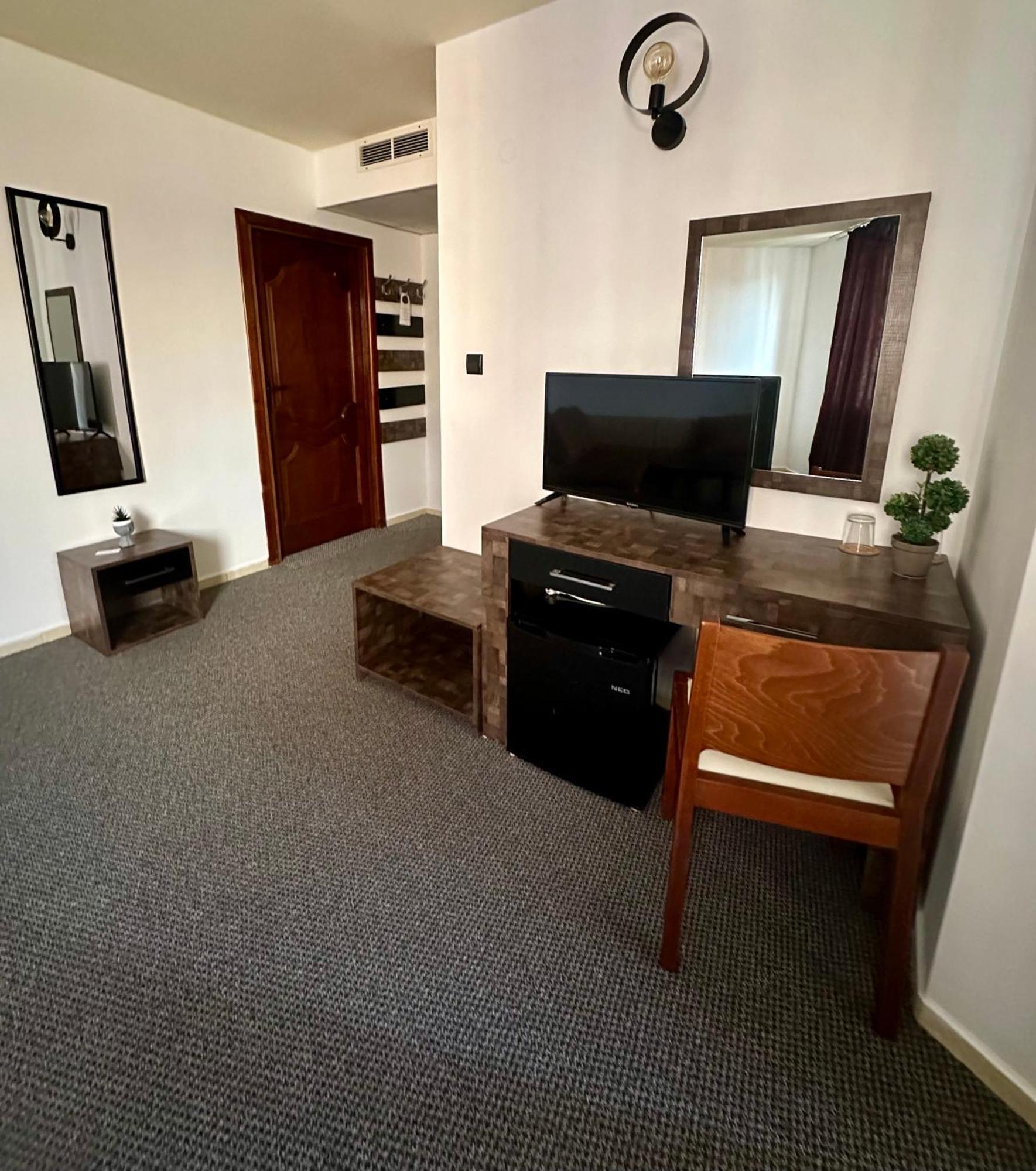 Brilliance Hotel Varna Room photo