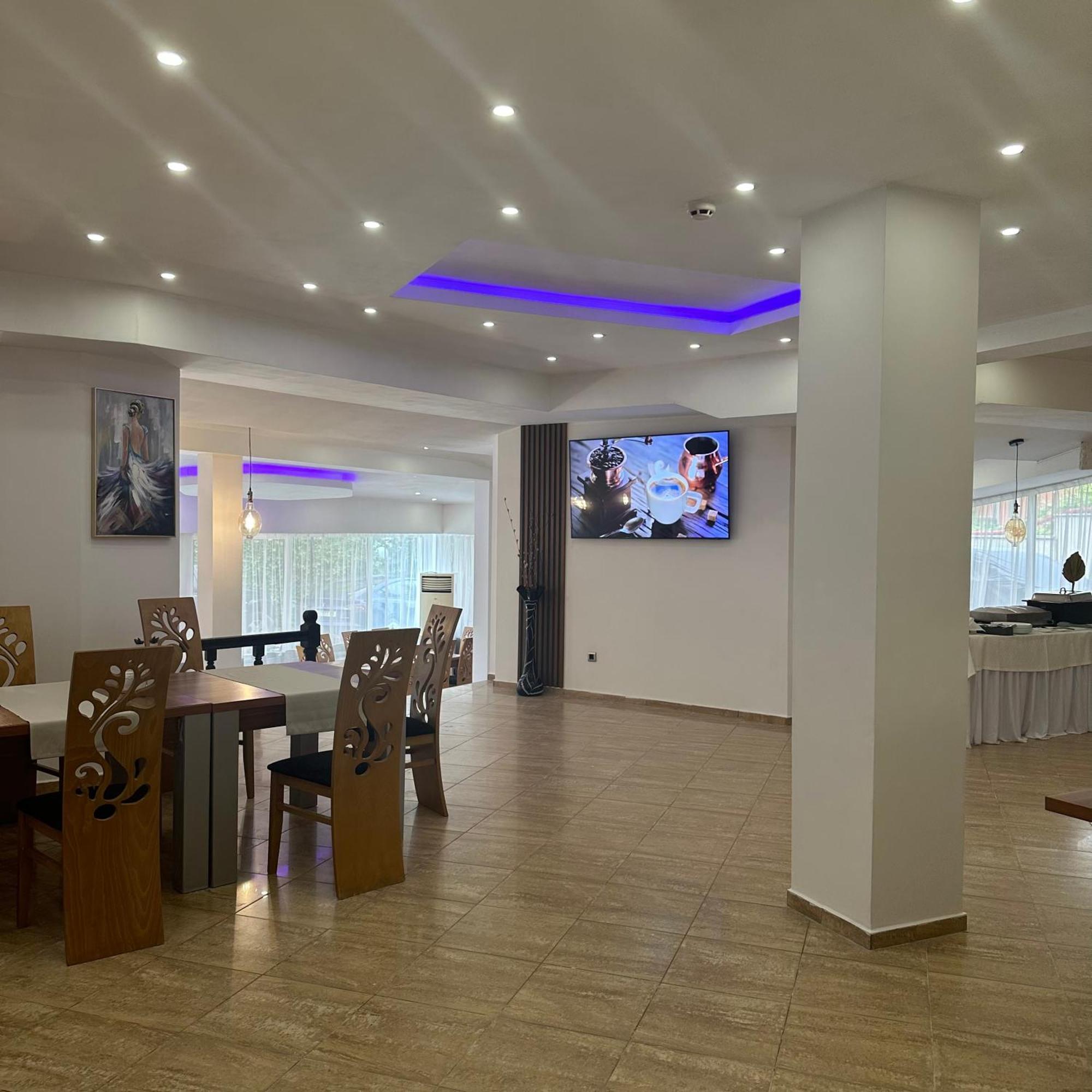 Brilliance Hotel Varna Exterior photo
